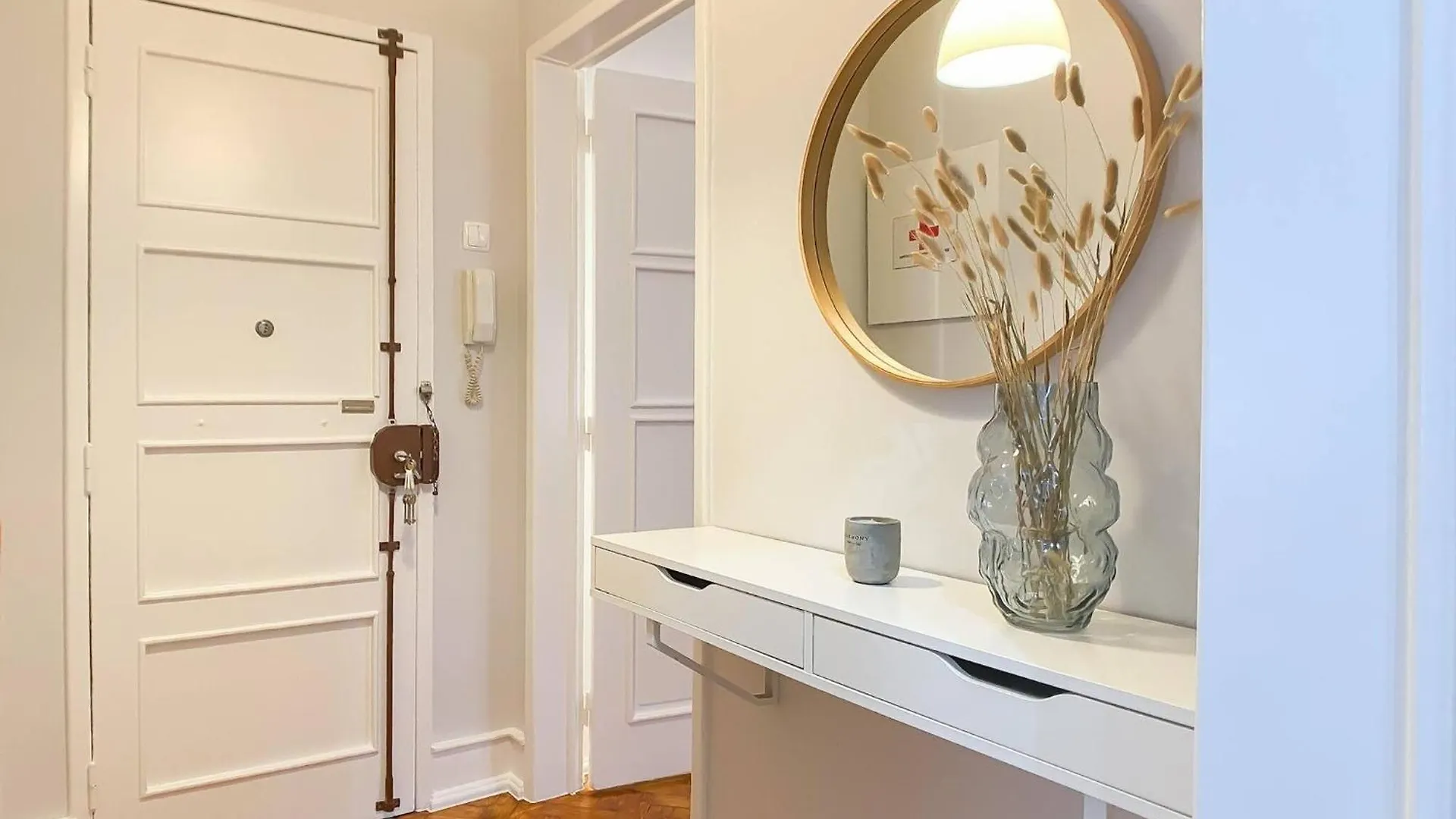 Uptown Stylish Apartment Lizbona
